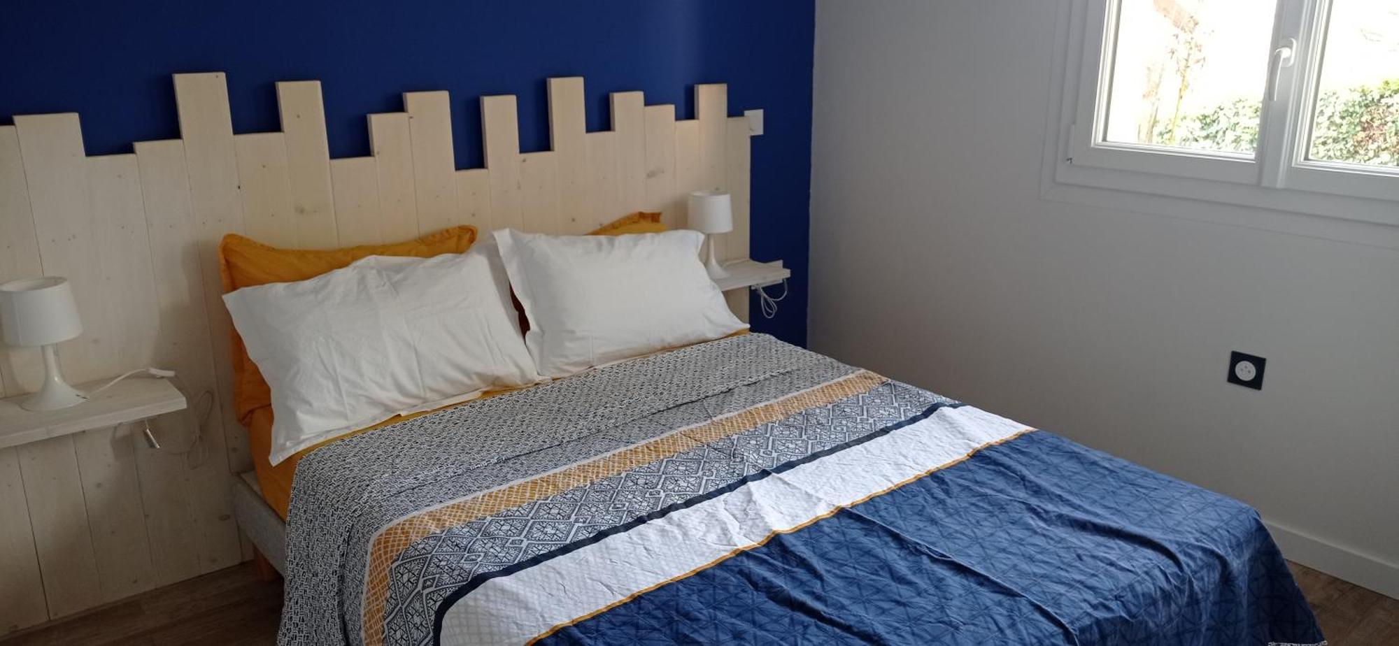 Holiday home Au Pied Du Grand Cedre Vesseaux